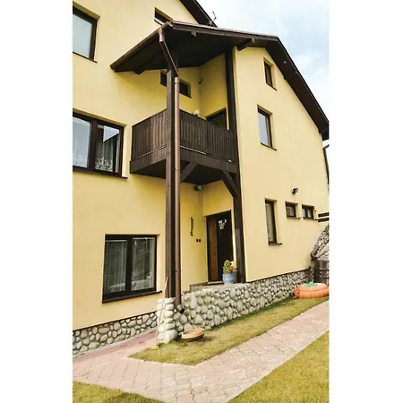 דירה Four Bedroom In *