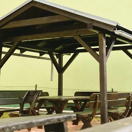 Four Bedroom In דירה *